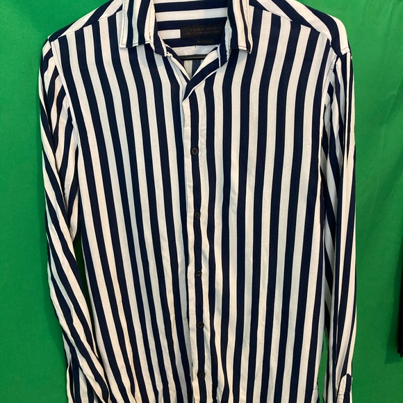 Men’s Zara button down shirt - Picture 2 of 4